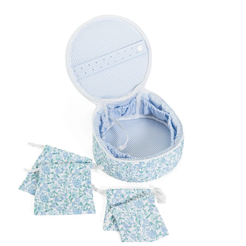 TRVL Design Quilted Jewel Round in Hamptons Floral