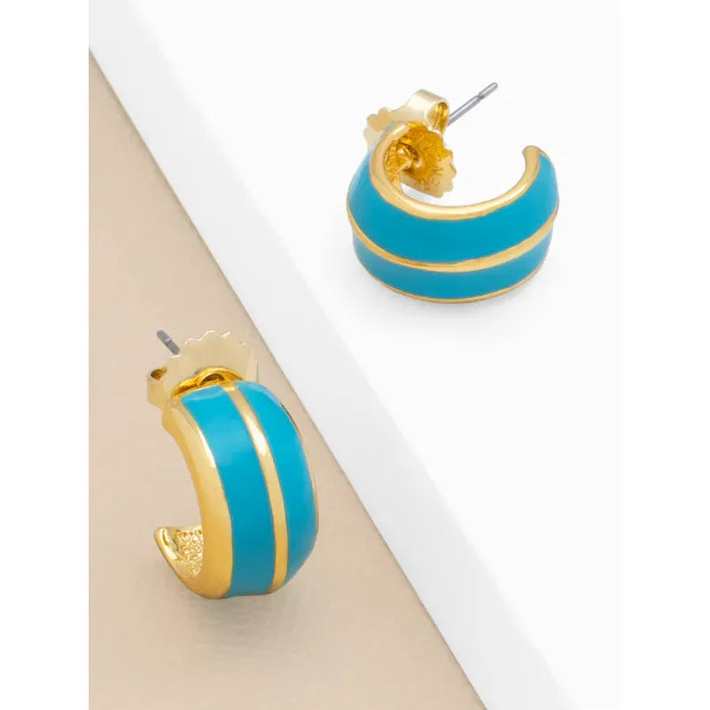 Clara Huggie Earring