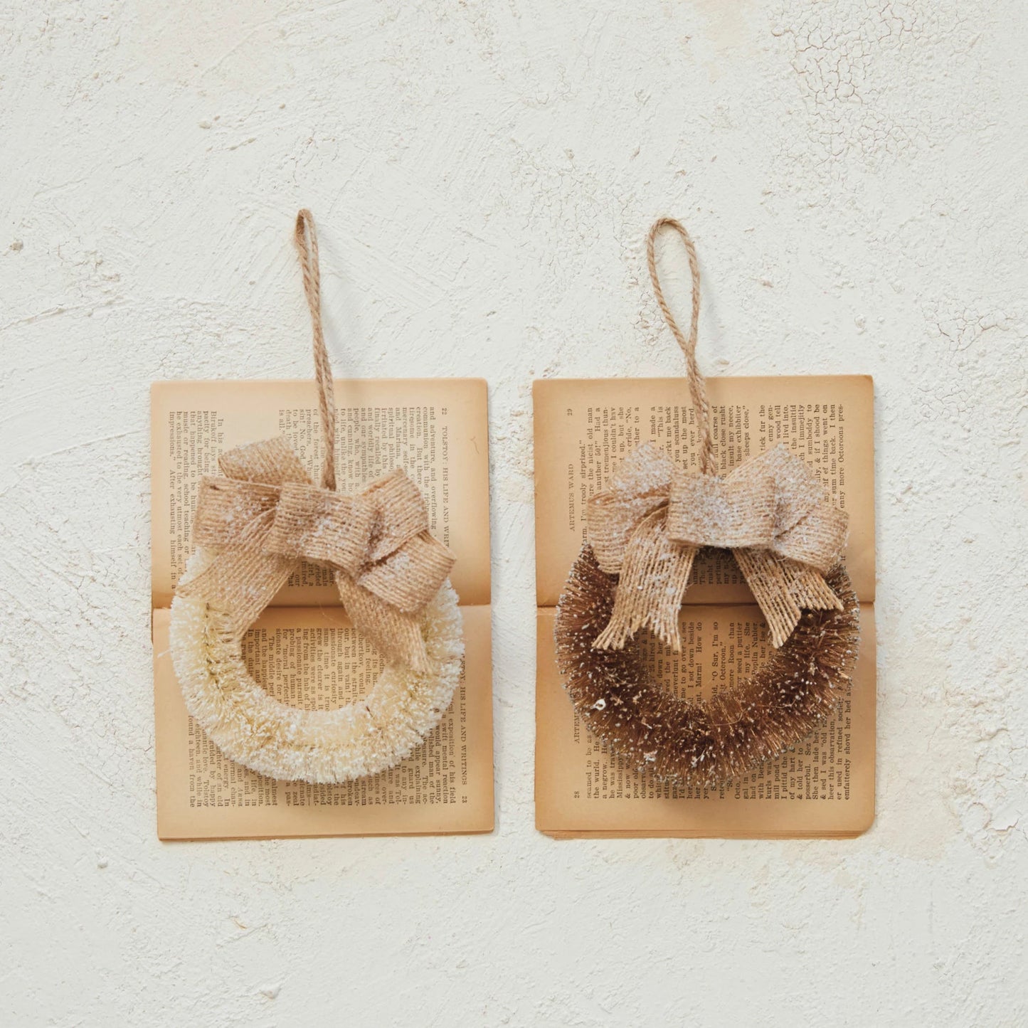 Sisal Wreath w/ Burlap Bow Ornament