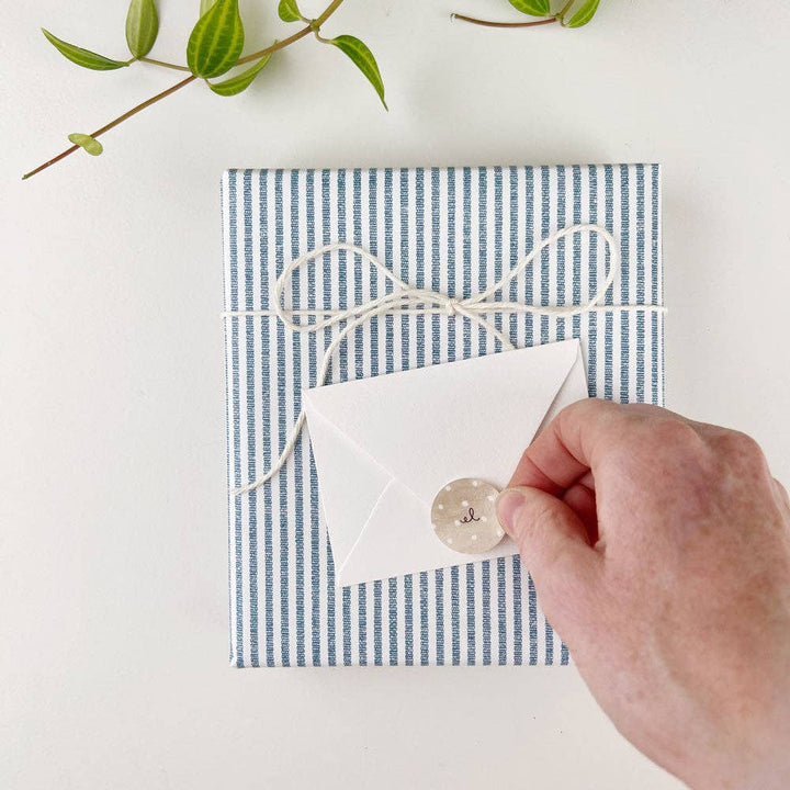 Hobnail bouquet mini notecard