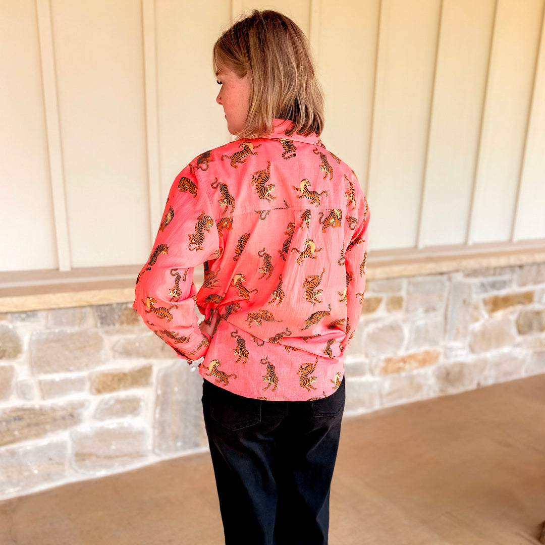 Alternate view of the Ivy Jane coral tiger print relaxed fit women&