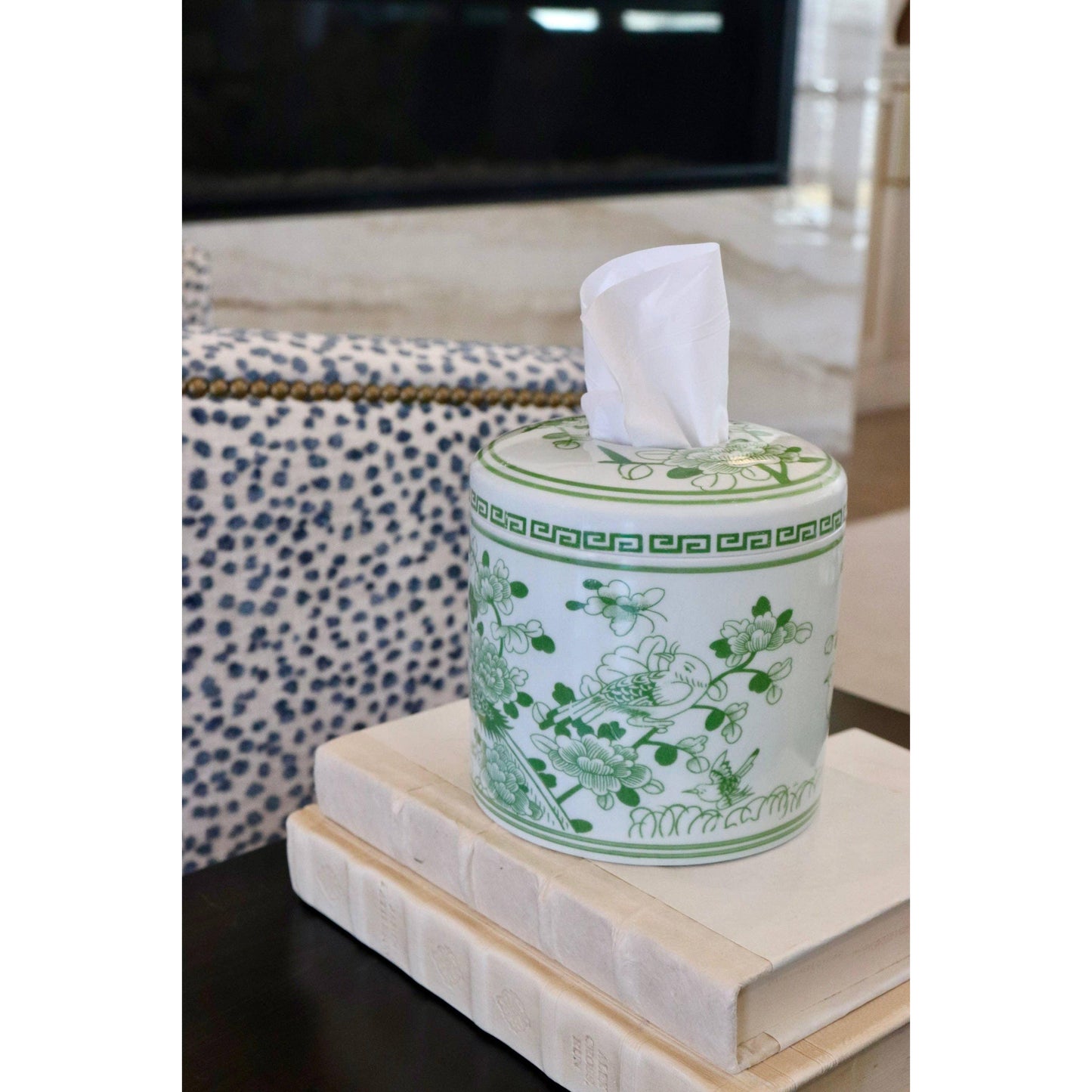 The Jade Tissue Vessel