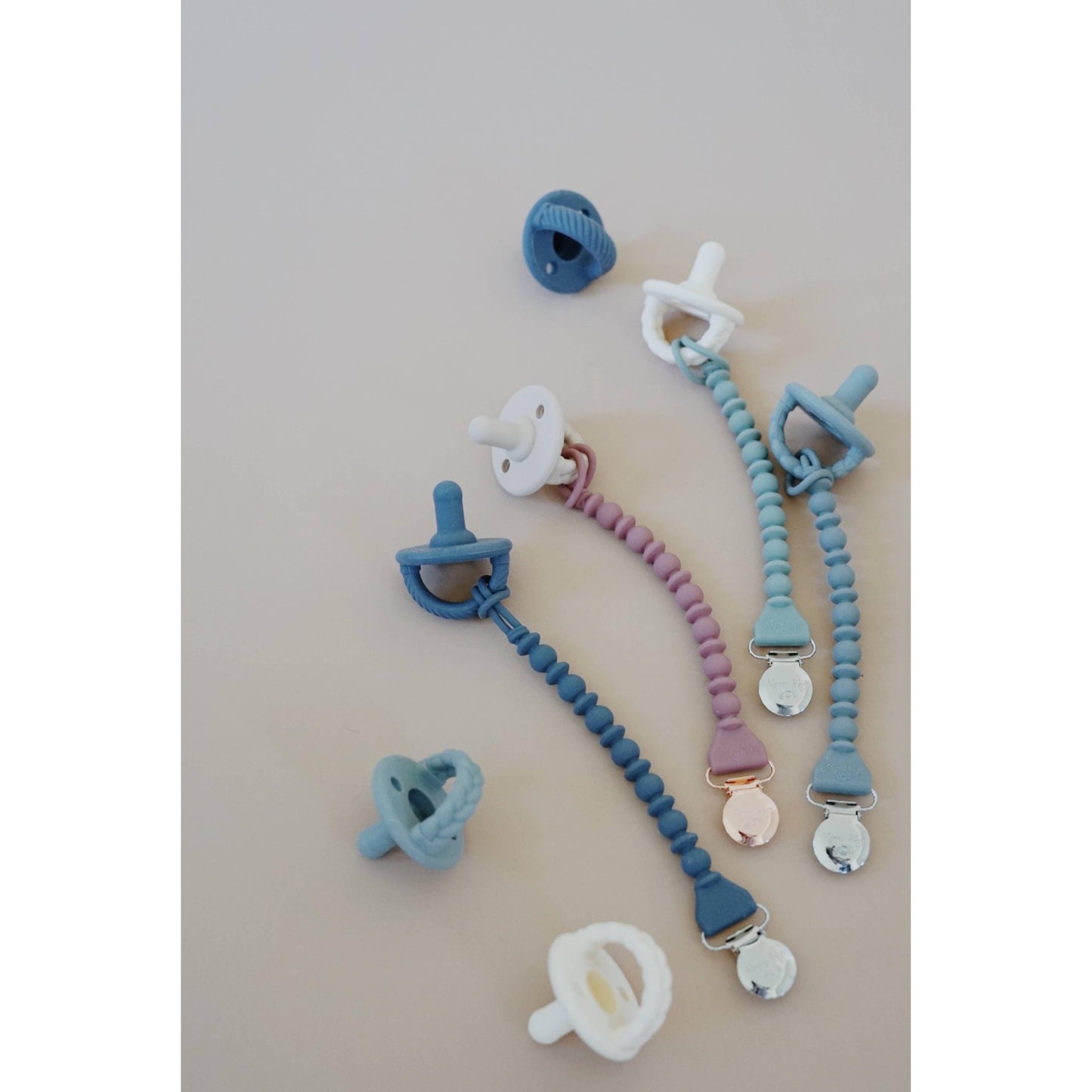 Itzy Ritzy Sweetie Strap™ Silicone One-Piece Pacifier Clips