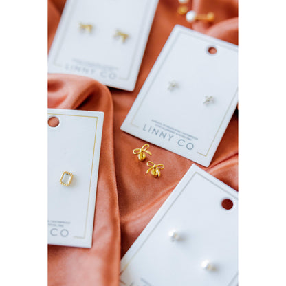 Screwback Stud Earrings - Sadie - Gold