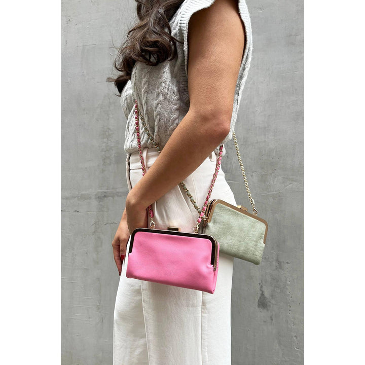 Jen &amp; Co Sue Wallet Pouch Crossbody | Chain Strap Clutch | Bella Gifts