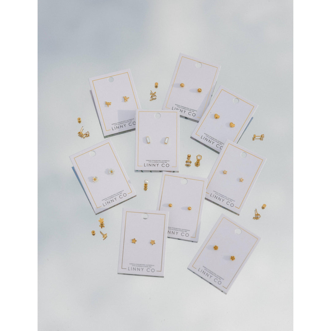 Screwback Stud Earrings - Evelyn Gold
