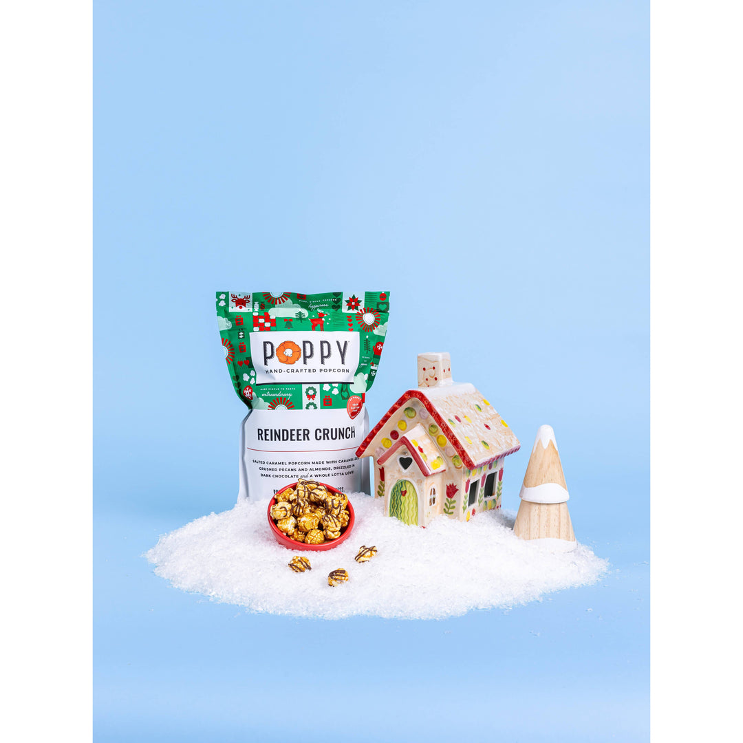 Reindeer Crunch Popcorn