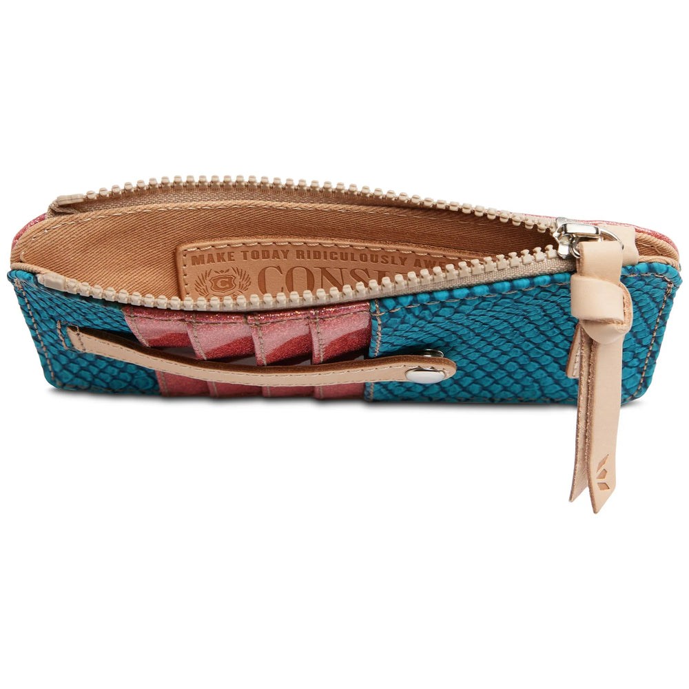 Consuela Indy Card Organizer – detail view showing snap closure and leather trim