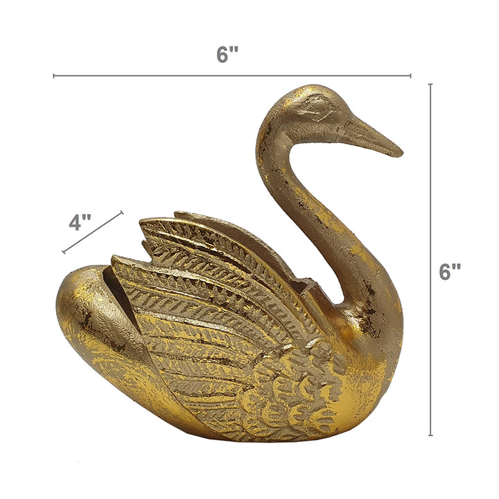 Swan Figurines 6x4x6