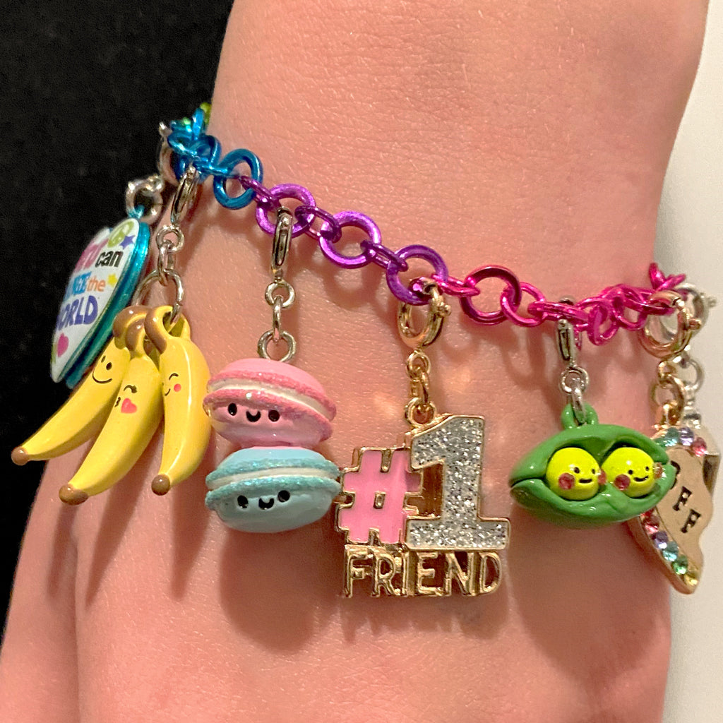 Charm It Macaron Buddies charm in a friends-themed kids charm jewelry gift set