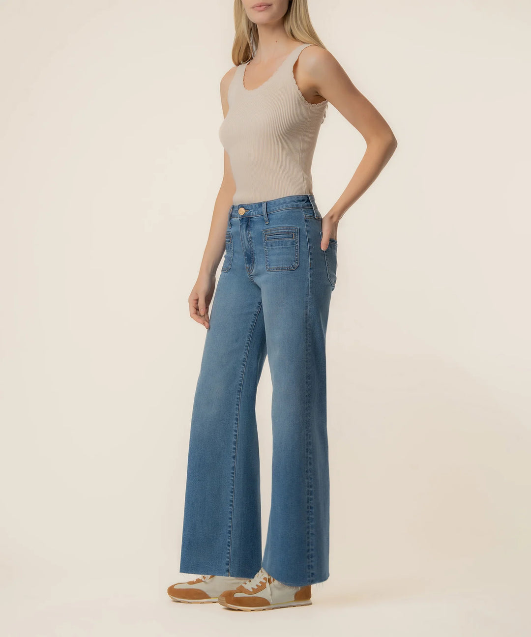 Kut from the Kloth Meg High Rise Wide Leg in Sunny Wash