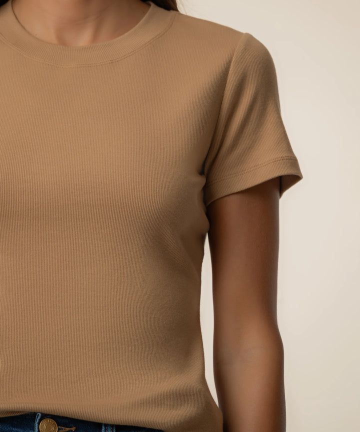Kut from the Kloth Langley Short Sleeve Rib Top in camel featuring a classic crew neckline and a flattering fit.