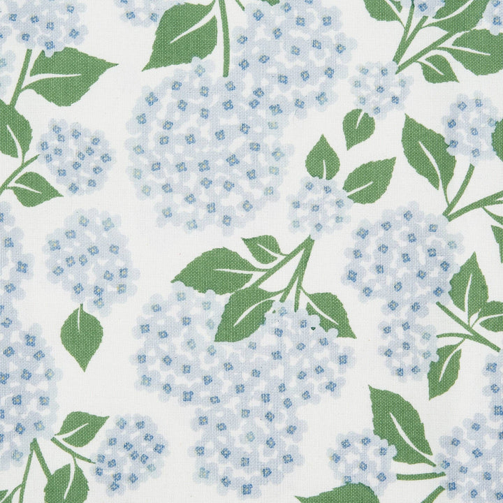Hydrangea Garden Apron with 100% Cotton with Pockets