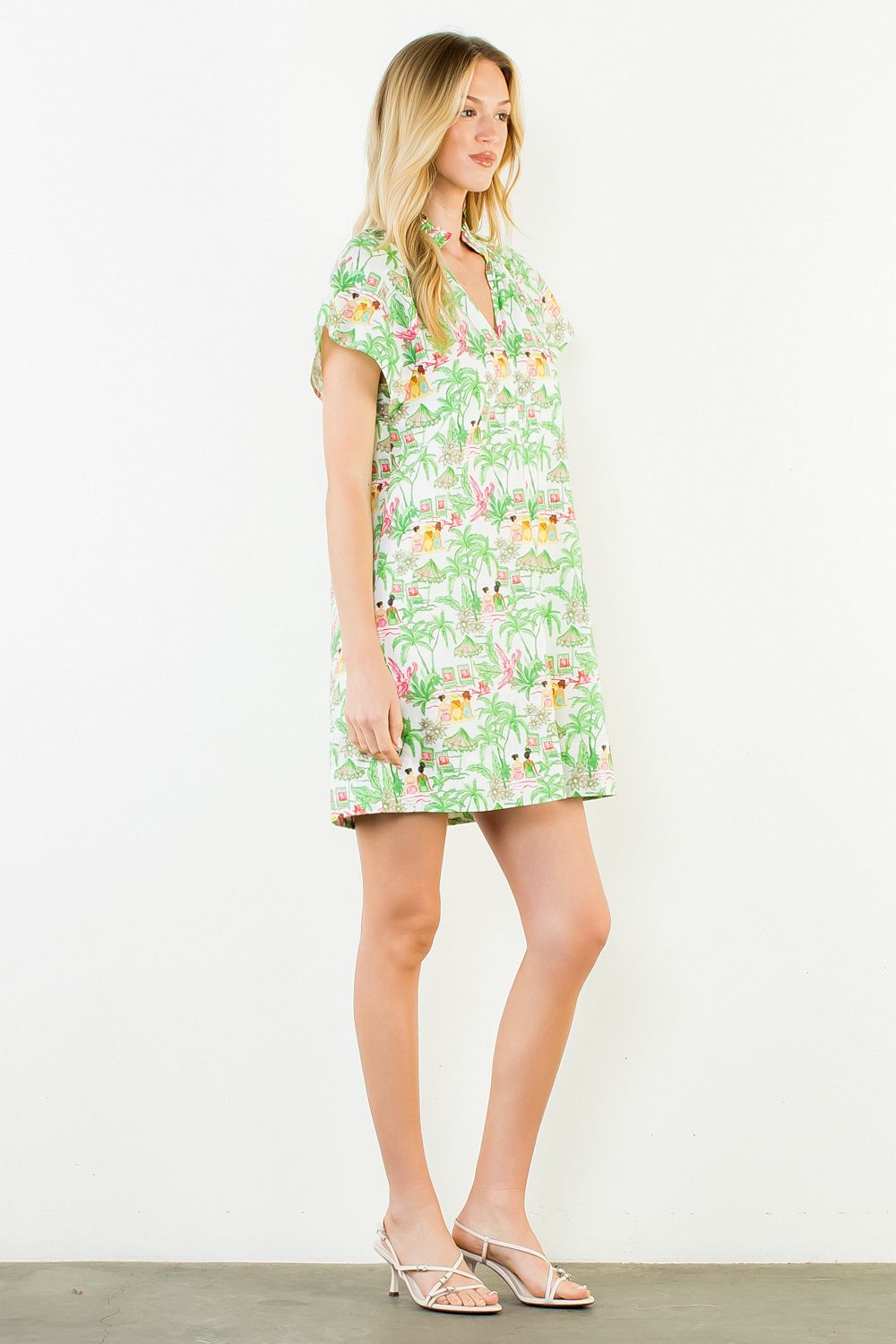 Vacation Scene Print Dress - Green