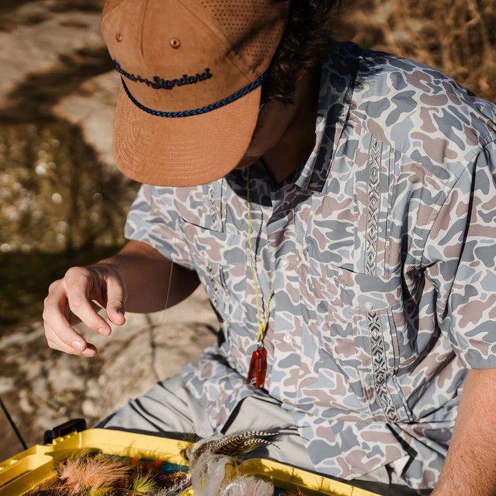 Guayabera Libre - Camo Frio