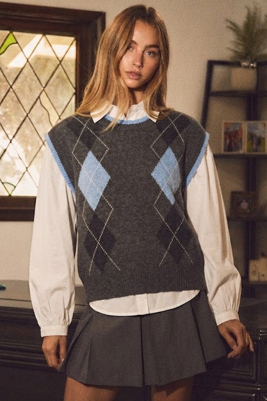 Oddi Argyle Sweater Vest - Brown Combo