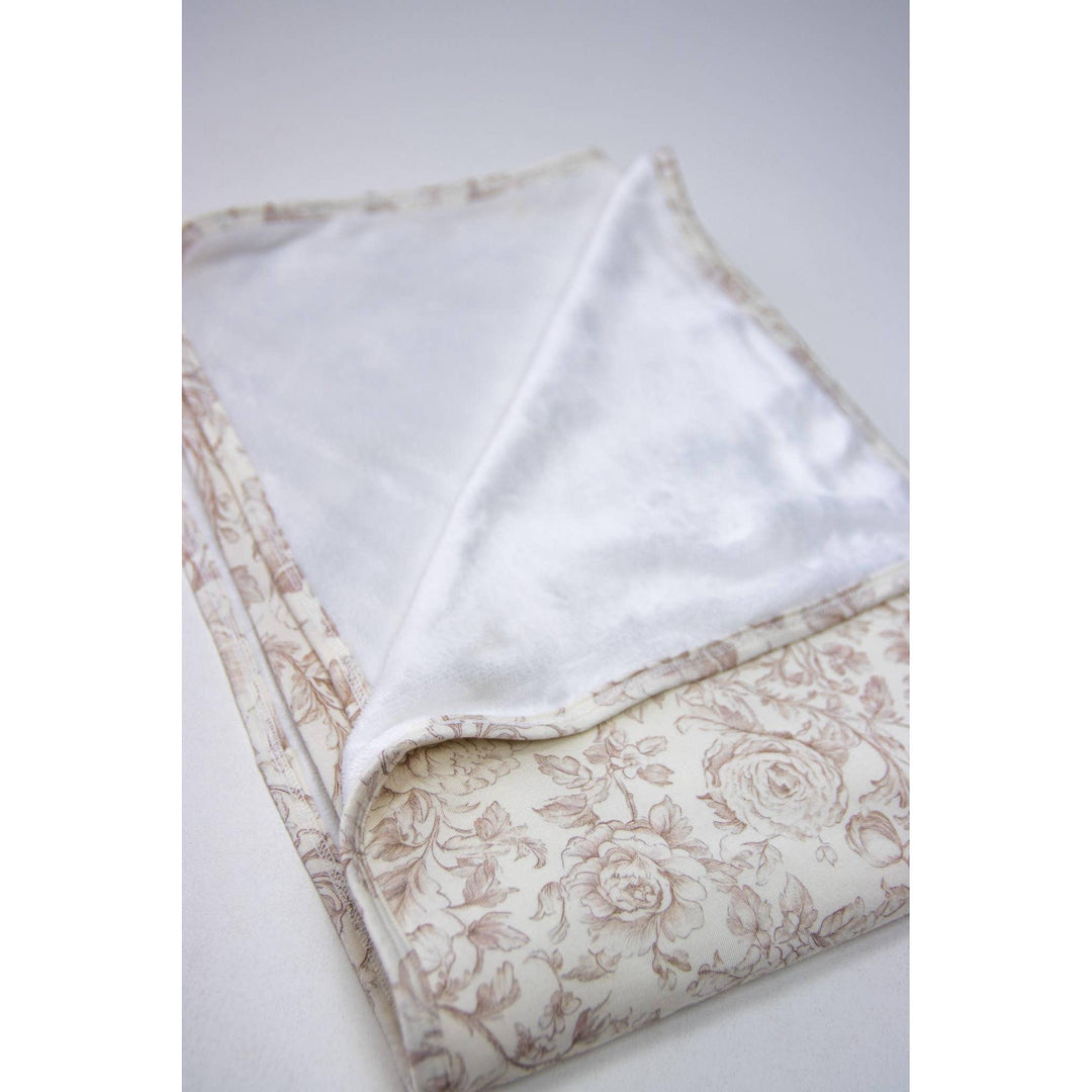 Vivian Vine | Plush Swaddle Blanket