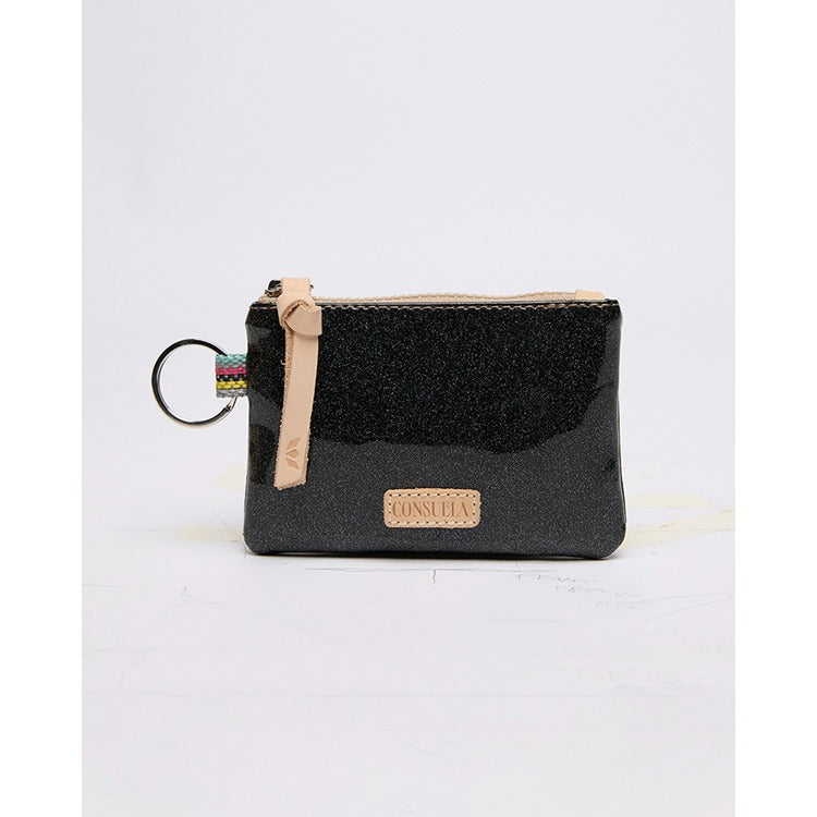 Pouch, Mariana