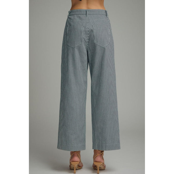 Entro Harbor Pants in Navy