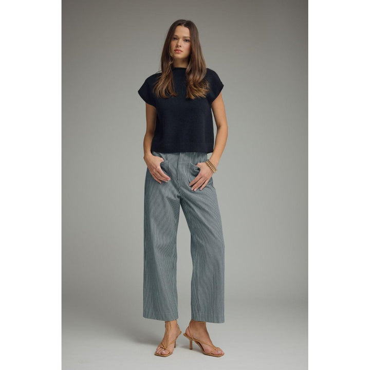 Entro Harbor Pants in Navy