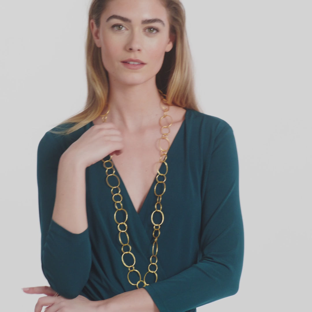 Colette Textured Necklace Gold