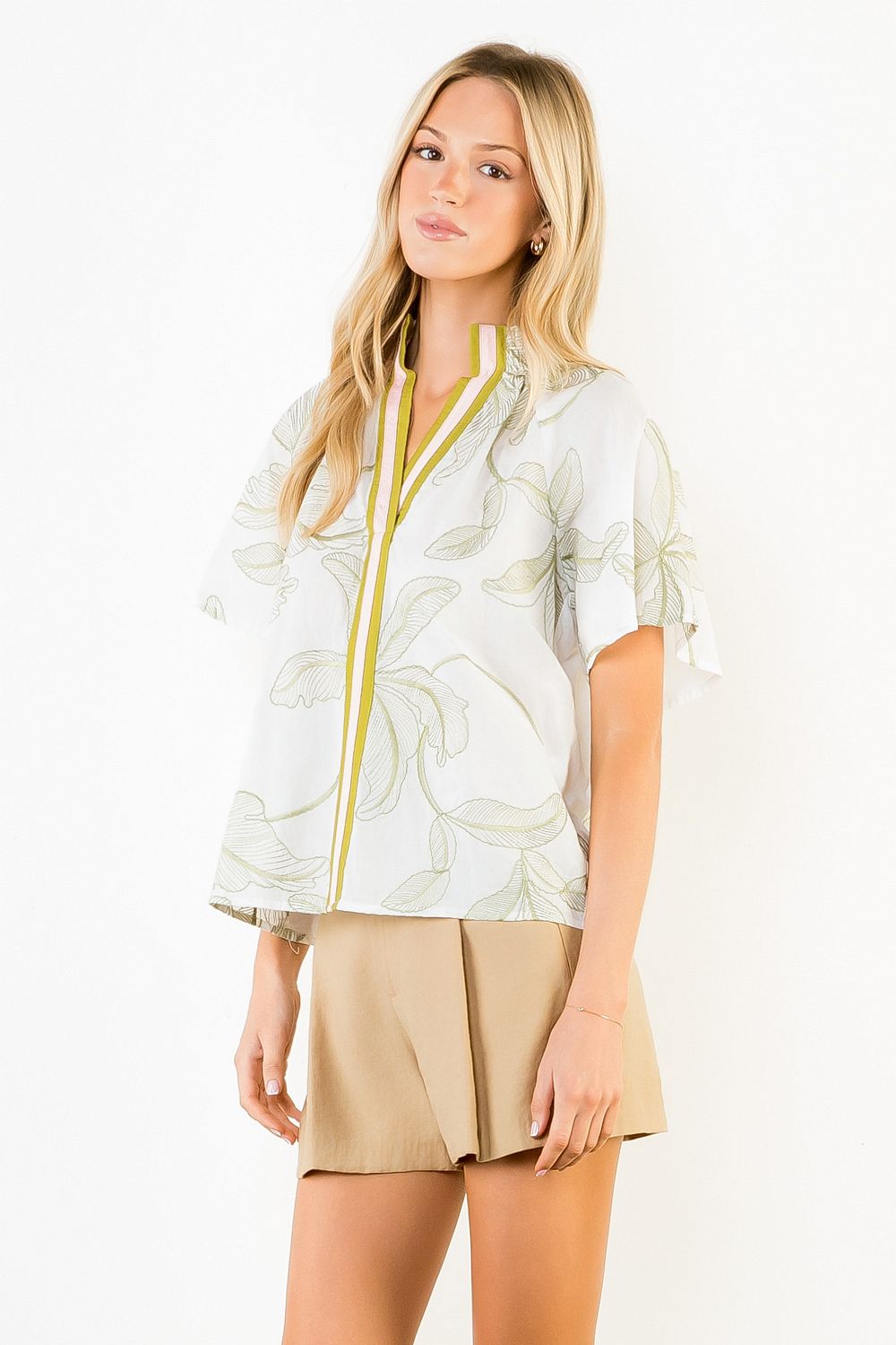 Leaf Flutter Sleeve Top - Cream