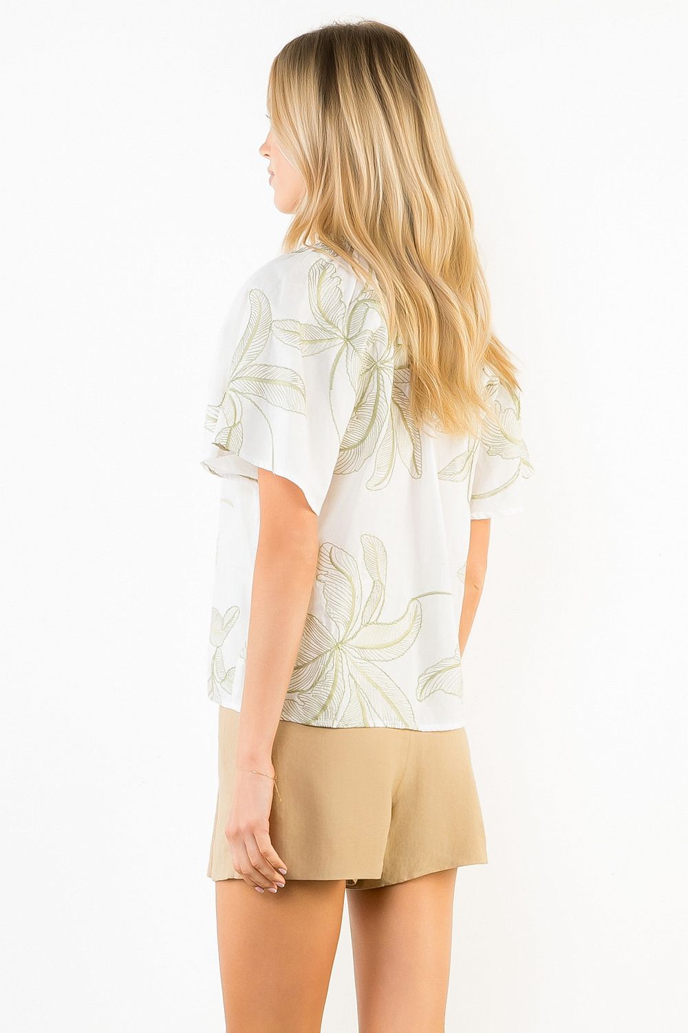 Leaf Flutter Sleeve Top - Cream